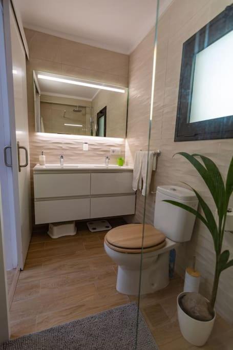 Relaxing Garden Los Cristianos Con Jacuzzi Y Barbacoa Arona  Exterior photo
